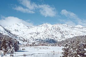 Fantastic slopeside location in the heart of Squaw Valley. 